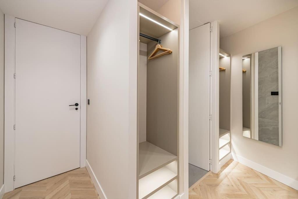 Puerta Del Sol 3Br 3Bh Apartment Мадрид Екстериор снимка